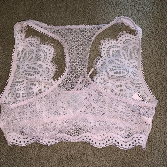Victoria’s secret bralette - Picture 2 of 3